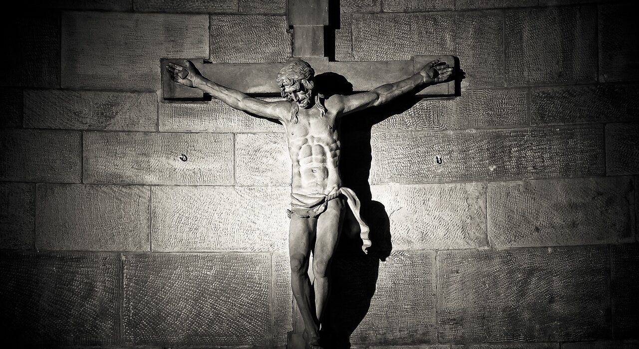 pourquoi jesus a ete crucifie.jpg